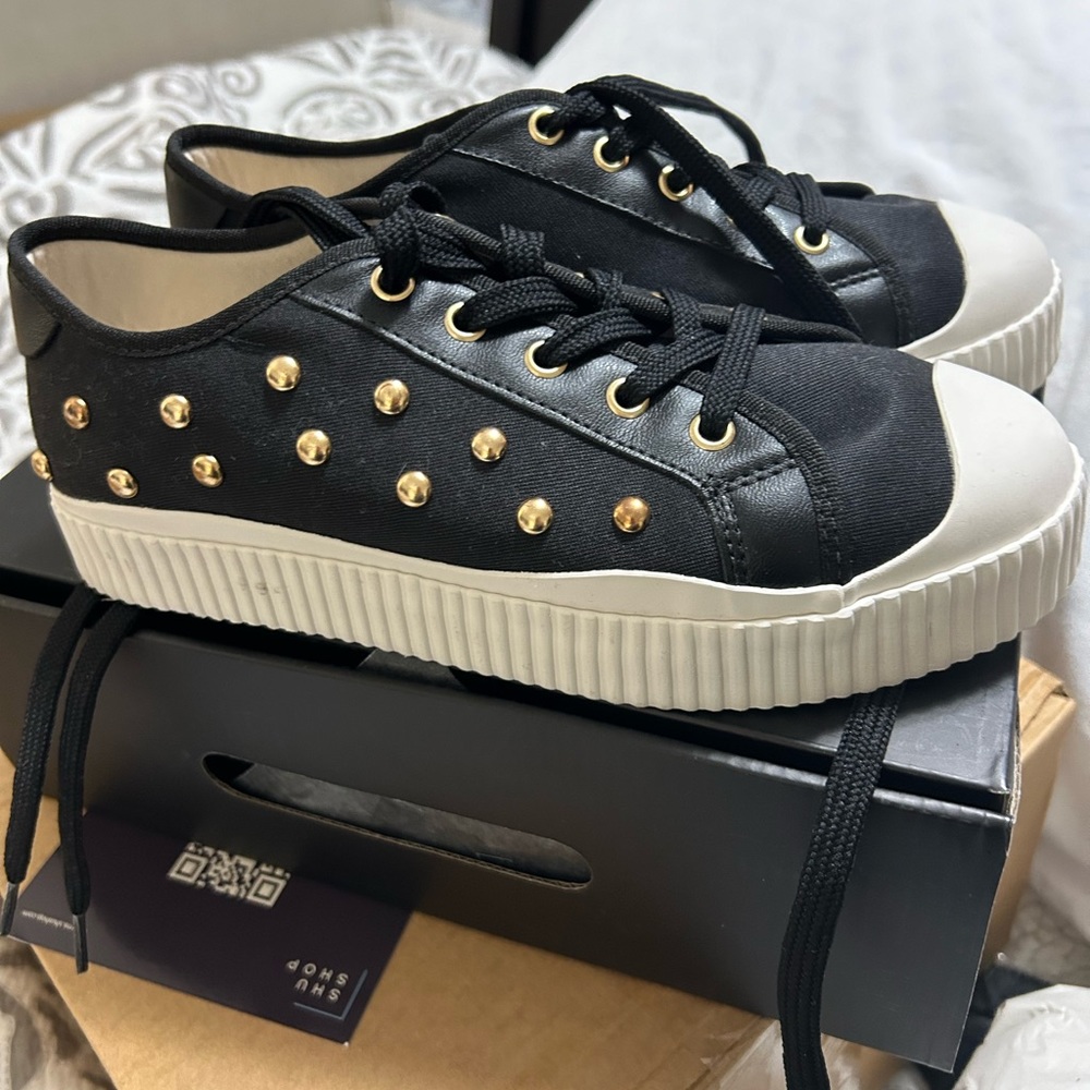 Worn once Gianni Binni sneakers
